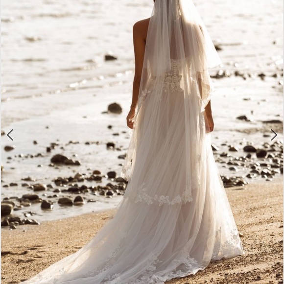 NEVER WORN WITH TAG Madi Lane Joelle Veil main image 6